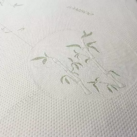 Трикотажное полотно X2007 (BAMBOO) белого цвета с зеленым узором бамбук