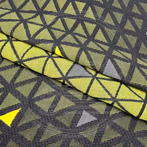 Трикотажное полотно FRTX 25 DIGITAL 12.3 серого цвета с желтым рисунком