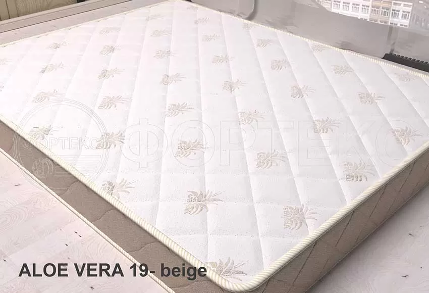Трикотажное полотно ALOE VERA 19 beige на матрасе