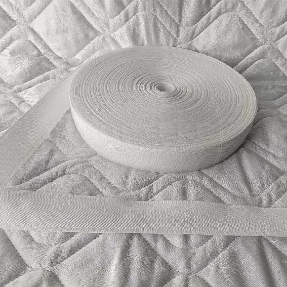 Лента окантовочная белая Tape