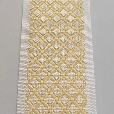 Лента окантовочная цветная AР ромб 6.4 золотая