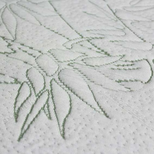 Трикотажное полотно X2039 green белого цвета с зеленым рисунком бамбук
